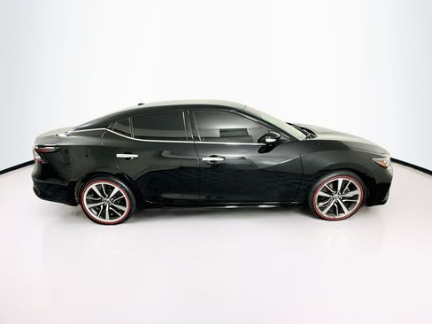 Used 2020 Nissan Maxima 3.5 SV w/ Floor Mat Group FWD image 10
