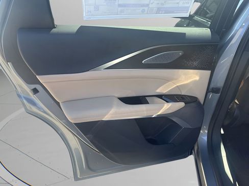 New 2026 Cadillac Lyriq Signature Luxury w/ Nappa Leather Package AWD/4WD image 35