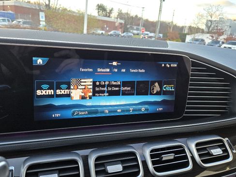 Used 2024 Mercedes-Benz GLE 53 AMG 4MATIC image 32