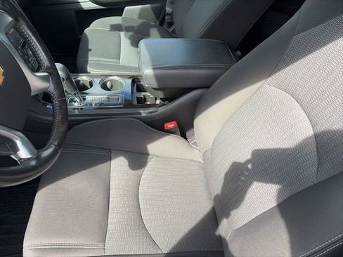 Used 2015 Chevrolet Traverse LT w/ LPO, 'HIT The Road' Package image 13