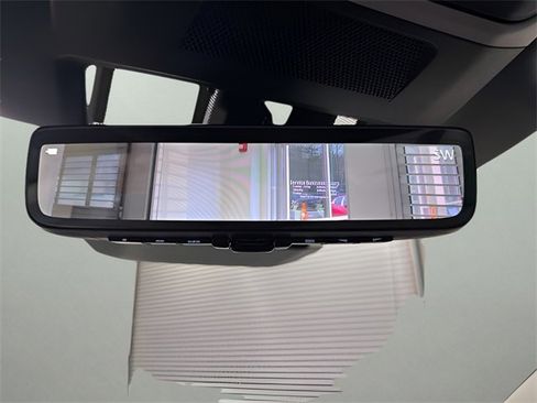 Used 2025 Subaru Outback Touring XT image 25