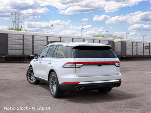 New 2027 Lincoln Aviator AWD image 8