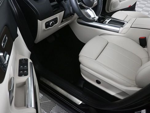 Used 2026 Mercedes-Benz GLA 250 image 7