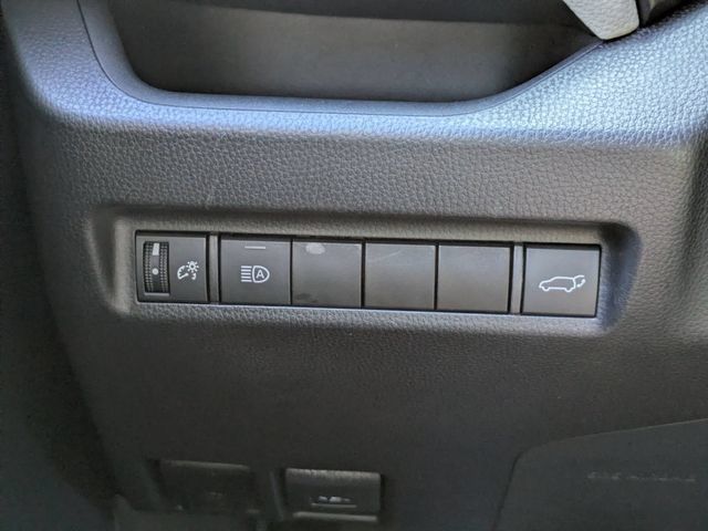Used 2021 Toyota RAV4 XLE Premium FWD image 26
