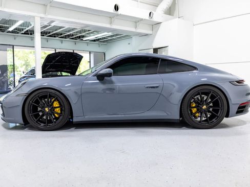 Used 2023 Porsche 911 Carrera image 16
