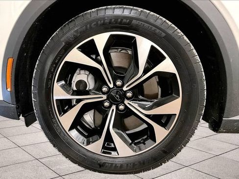 Certified 2024 Ford Mustang Mach-E Select RWD image 8