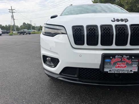 Used 2023 Jeep Cherokee Altitude Lux AWD/4WD image 4