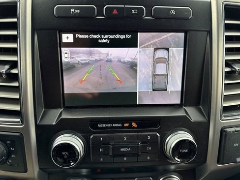 Used 2019 Ford F150 Platinum w/ Technology Package image 45