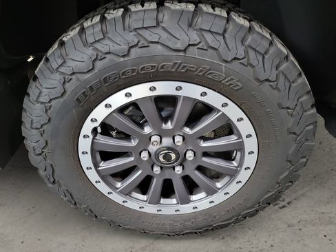 Used 2024 INEOS Grenadier AWD/4WD image 9