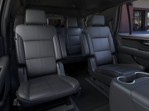 New 2026 Chevrolet Tahoe High Country AWD/4WD image 17