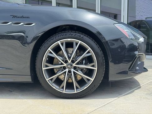 Certified 2023 Maserati Ghibli Modena Q4 AWD/4WD image 10