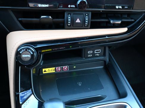 Used 2023 Lexus NX 350 AWD image 25