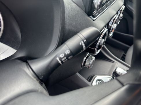 Used 2020 Nissan Sentra S image 31