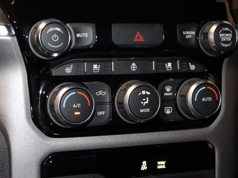 Used 2024 RAM 1500 Laramie image 49