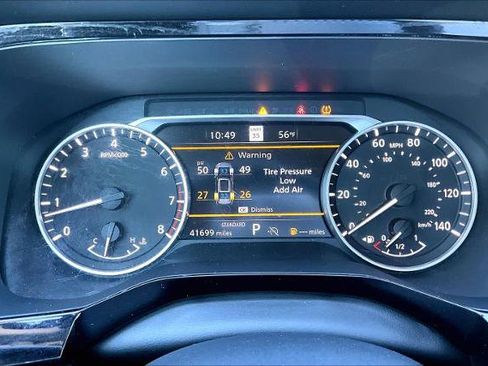 Certified 2023 Nissan Pathfinder SL w/ Lighting Package (N92) image 24