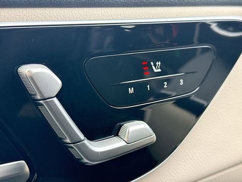 Used 2026 Mercedes-Benz GLC 300 4MATIC image 23