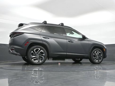 New 2025 Hyundai Tucson Limited image 47