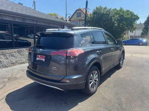 Used 2016 Toyota RAV4 XLE AWD/4WD image 6