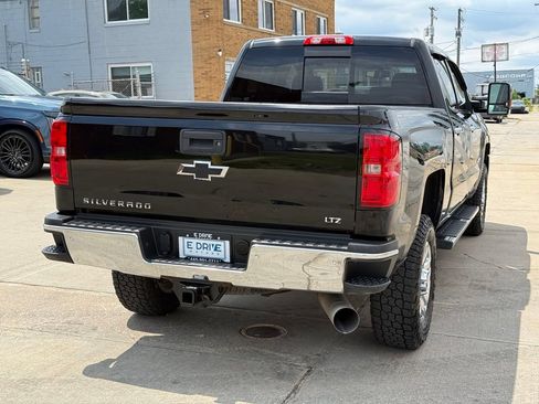 Used 2019 Chevrolet Silverado 2500 LTZ w/ Duramax Plus Package AWD/4WD image 7