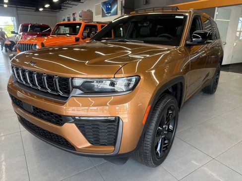 New 2026 Jeep Grand Cherokee L Limited AWD/4WD image 7