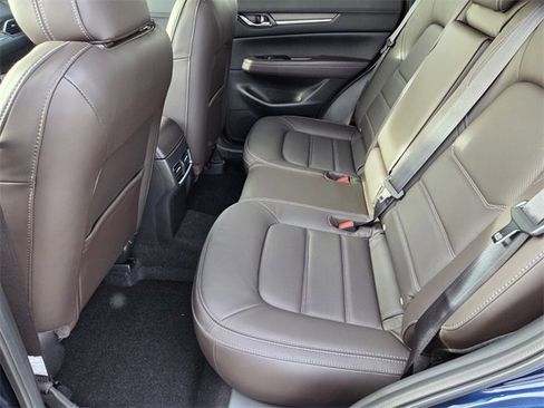 New 2025 MAZDA CX-5 Signature image 8