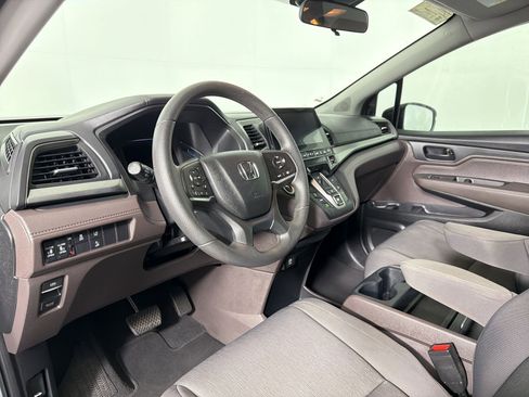 Used 2020 Honda Odyssey EX image 4