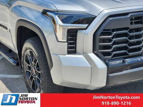 Used 2025 Toyota Tundra Limited w/ TRD Off-Road Package AWD/4WD image 10