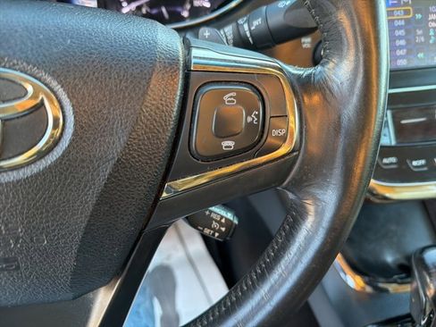 Used 2014 Toyota Avalon XLE Touring image 24