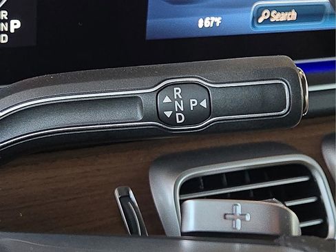 New 2026 Mercedes-Benz GLS 580 4MATIC image 23