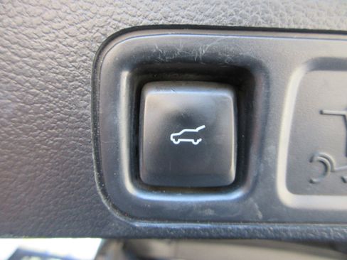 Used 2021 Lincoln Navigator Reserve w/ Cargo Convenience Package AWD/4WD image 57