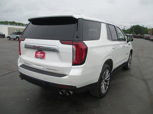 Used 2021 GMC Yukon Denali w/ Denali Premium Package AWD/4WD image 6