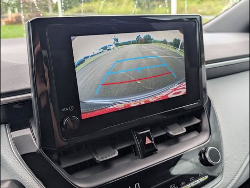 Used 2024 Toyota Corolla SE FWD image 14