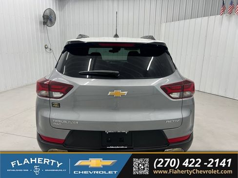 Used 2023 Chevrolet TrailBlazer ACTIV AWD/4WD image 4