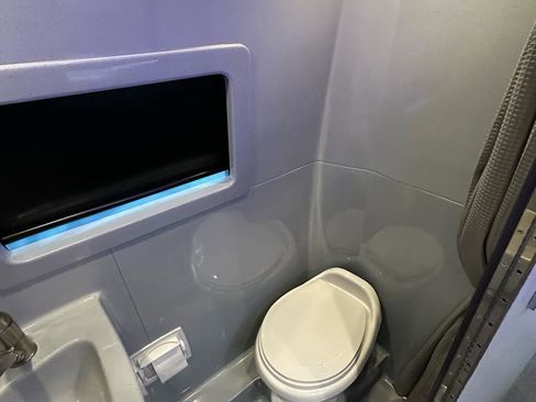 Used 2024 Mercedes-Benz Sprinter 3500 image 53