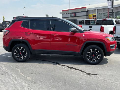 Used 2019 Jeep Compass Trailhawk w/ Cold Weather Group AWD/4WD image 5