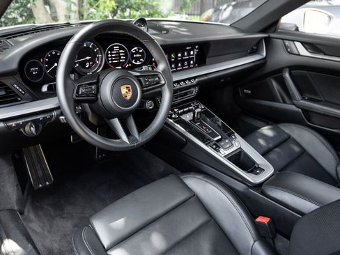 Certified 2022 Porsche 911 Carrera S RWD image 4