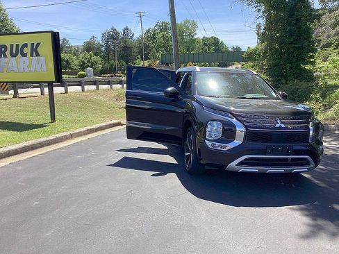 Used 2022 Mitsubishi Outlander SEL AWD/4WD image 13