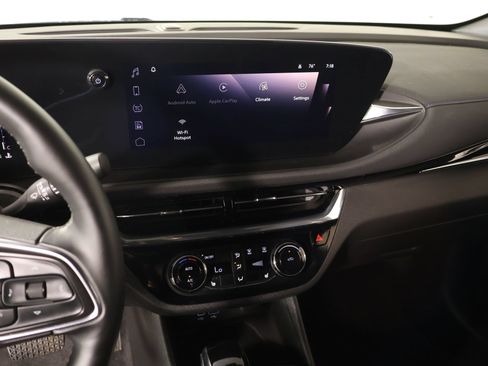 Used 2025 Buick Envista Sport Touring w/ Convenience I Package FWD image 5