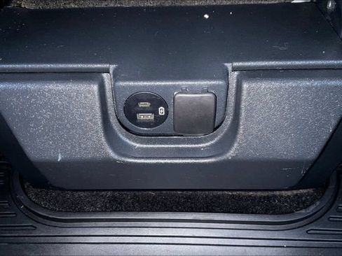 Used 2022 Ford F150 XLT w/ Equipment Group 302A High AWD/4WD image 25