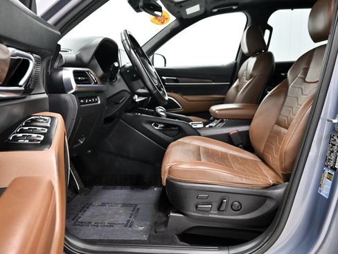 Used 2021 Kia Telluride SX w/ SX Prestige Package AWD/4WD image 5