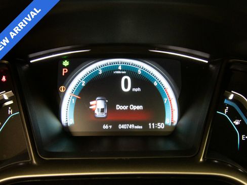 Used 2018 Honda Civic EX-L image 11