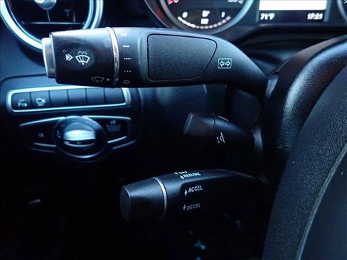 Used 2019 Mercedes-Benz GLC 300 4MATIC Coupe image 23