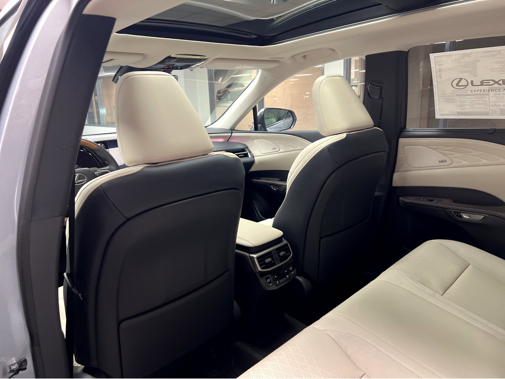 New 2026 Lexus RX 350 AWD image 19
