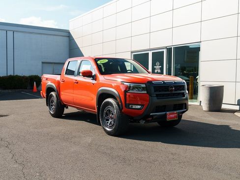 New 2025 Nissan Frontier PRO-4X w/ Pro Premium Package image 32