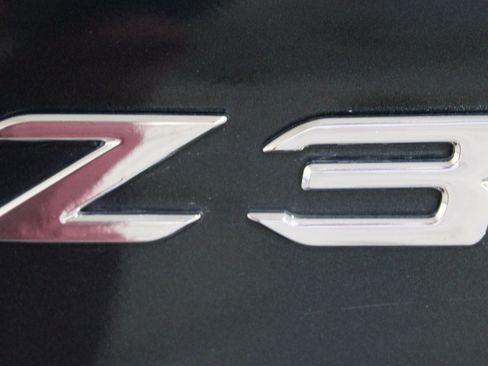 Used 2001 BMW Z3 2.5i RWD image 11
