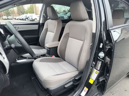 Used 2019 Toyota Corolla LE image 11