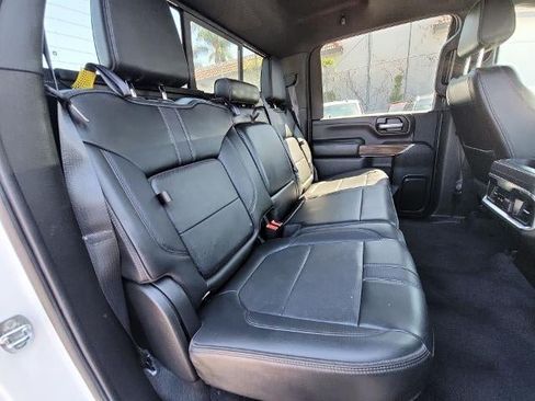 Used 2022 Chevrolet Silverado 2500 High Country w/ Z71 Off-Road Package AWD/4WD image 27