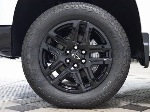 New 2026 Chevrolet Silverado 1500 Custom Trail Boss AWD/4WD image 30