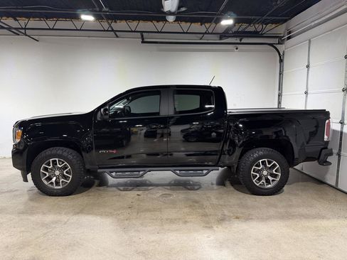 Used 2022 GMC Canyon AT4 w/ Trailering Package AWD/4WD image 2