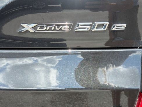 Used 2024 BMW X5 xDrive50e w/ M Sport Package AWD/4WD image 11